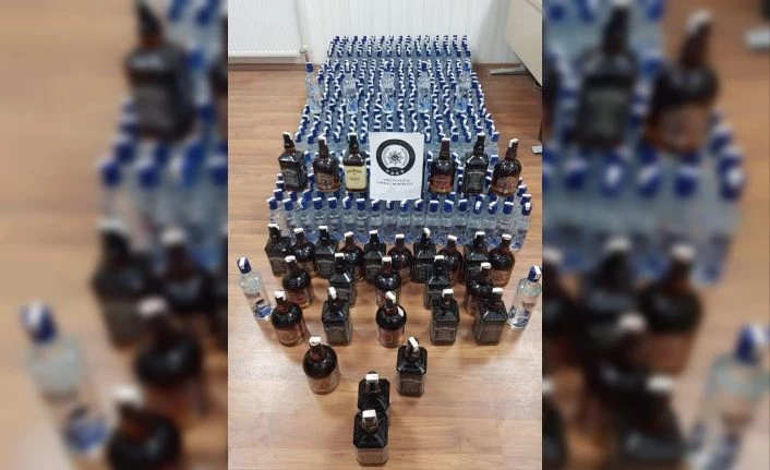 Bitlis’te 703 şişe sahte içki ele geçirildi