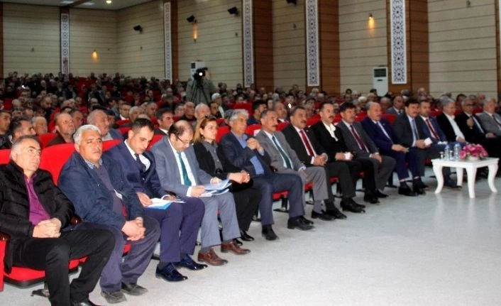 Çiftçi toplantısında sulama suyu ücretlerinde yüzde 25 ve yüzde 10 indirim kararı alındı
