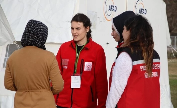 Deprem travmasına uzman desteği