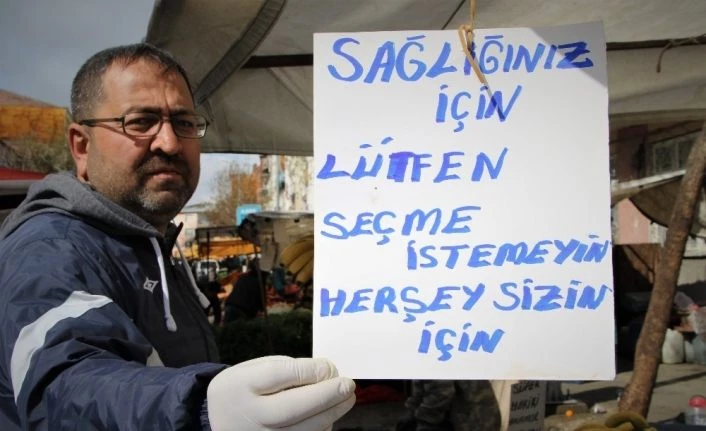 Elazığlı pazarcıların korona virüs önlemi
