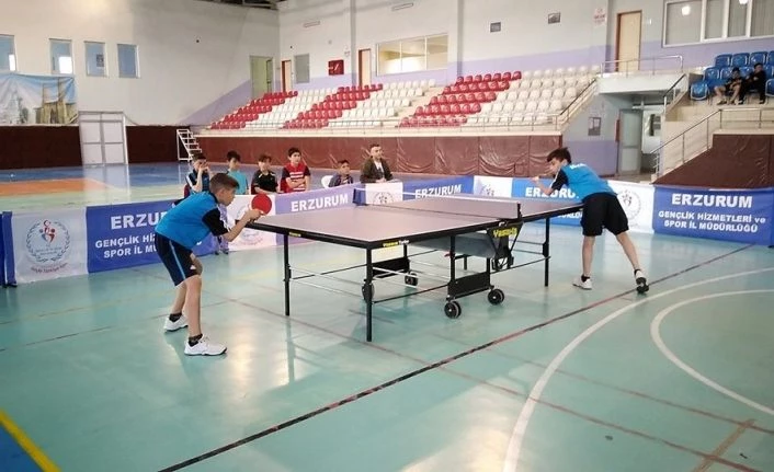 Erzurum Masa Tenisi’nde yarı finalde