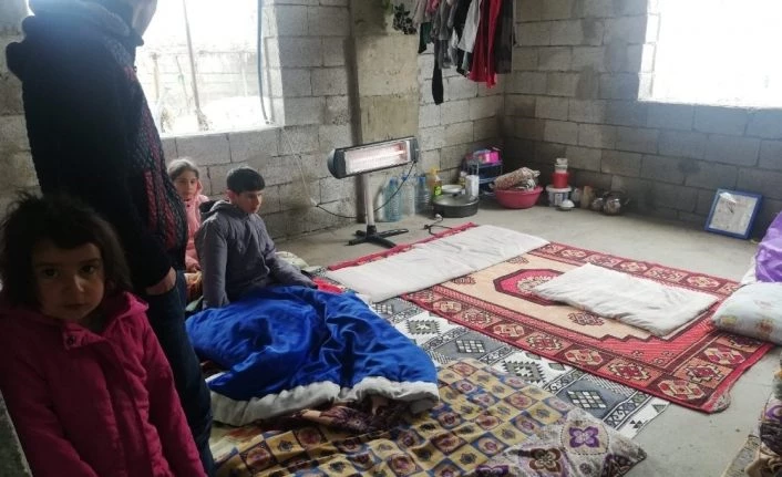 Evi yıkılın vatandaşın inşaata yaşam mücadelesi