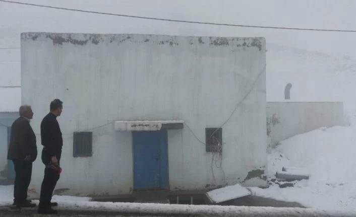 Hakkari’deki içme suyu depoları temizlendi