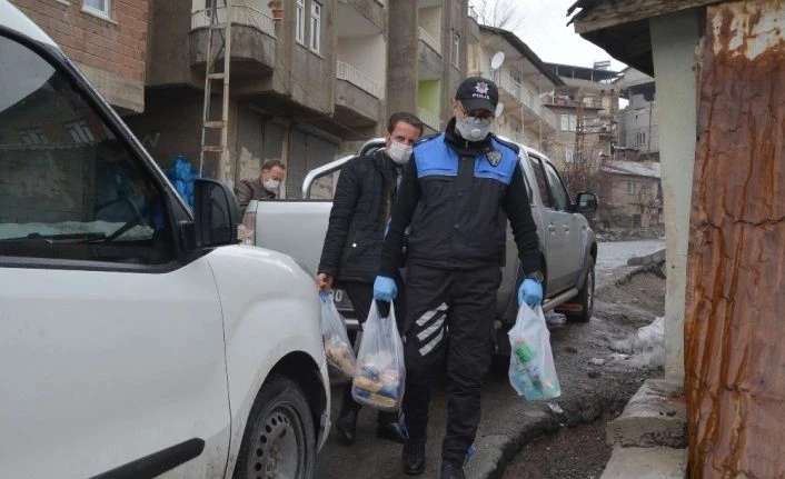 Hakkari’deki yaşlılar ‘vefalı’ ellere emanet