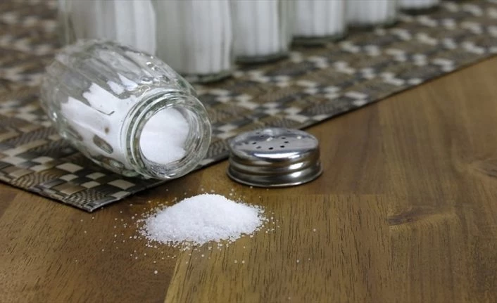 Hedef kişi başına tuz tüketimini 5 gramın altına düşürmek
