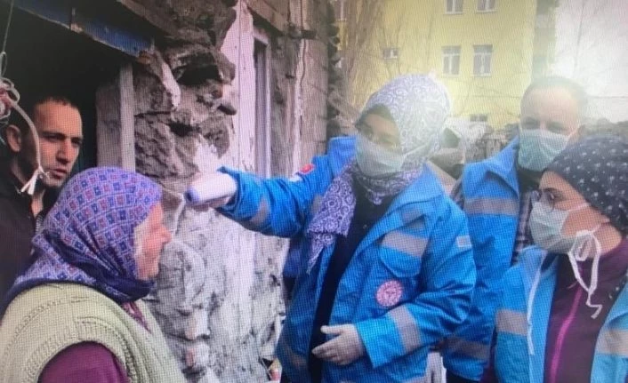 Kars’ta 65 yaş üstü vatandaşların ihtiyaçlarını  “Vefa Sosyal Destek Grubu” karşılıyor