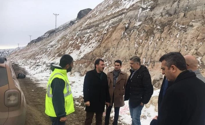 Kaymakam Koşal, Karakurt Barajı’nda incelemelerde bulundu