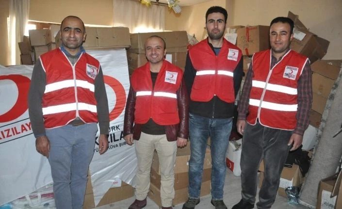 Kızılay Şubesinden 200 aileye gıda yardımı