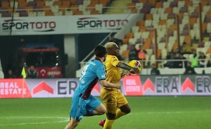 Korona virüs şüphesi bulunan Bifouma’nın test sonucu belli oldu