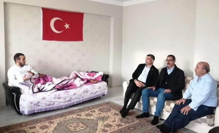 Milletvekili Erol, İdlib gazisi Yüce’yi ziyaret etti