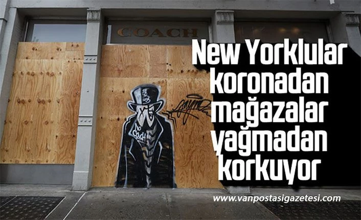 New York'ta ünlü mağazalar yağmaya karşı vitrinlerini plakalarla kapattı