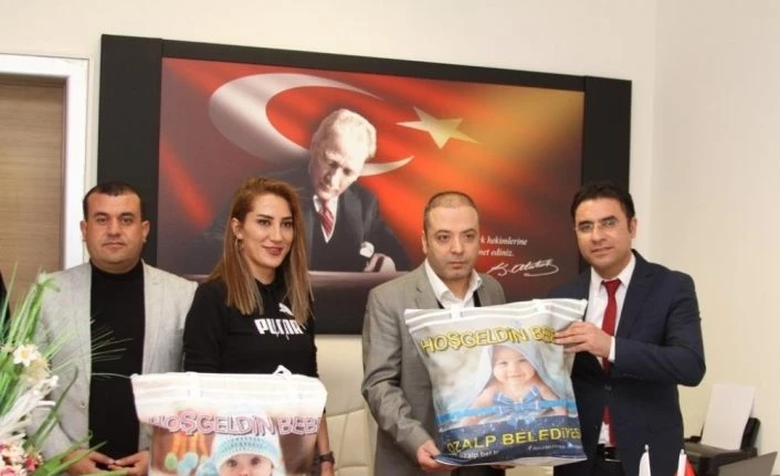 Özalp Belediyesinden ‘Hoş Geldin Bebek’ kampanyası