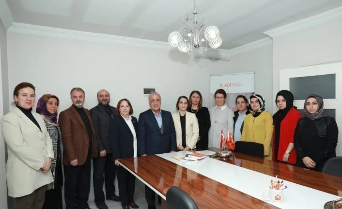 Rektör Çomaklı, Kadem yönetimiyle bir araya geldi