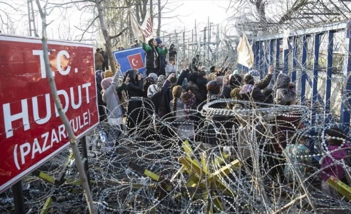 Sığınmacıların Avrupa sınırında bekleyişleri sürüyor