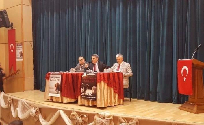 Tatvan’da muhtarlar ve uyuşturucu ile mücadele toplantıları