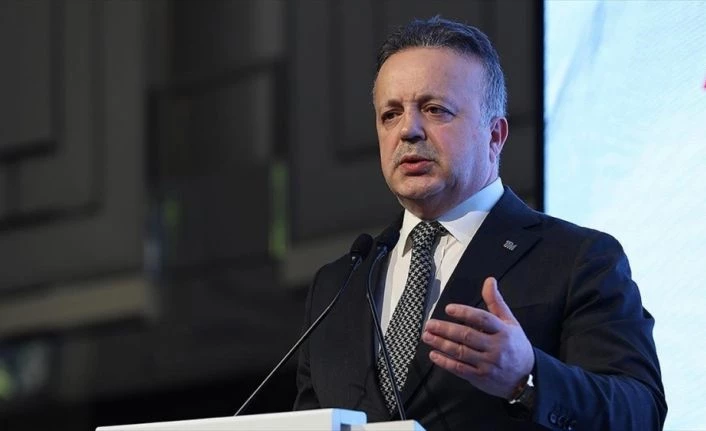 TİM Başkanı Gülle: Günlük 1 milyon adet maske ve 100 bin litre dezenfektan üretilecek