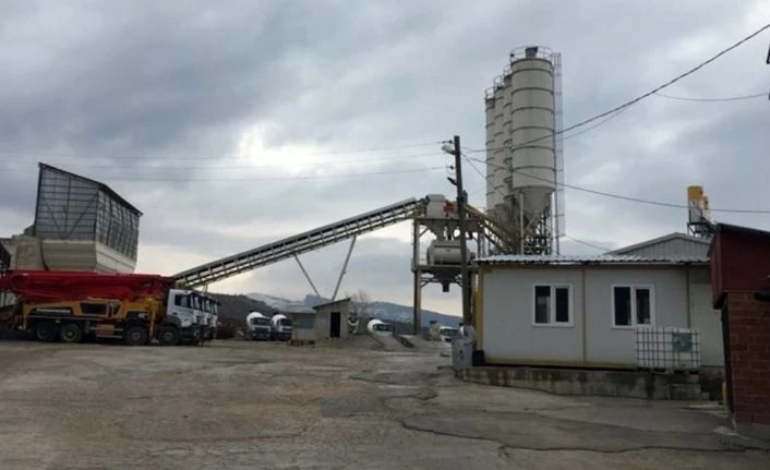 Tunceli’de iş adamı 85 çalışanını 1 Mayıs’a kadar ücretli izine ayırdı