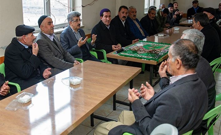 Van Valisi Bilmez Bayram ve Kaya’nın taziyesine katıldı