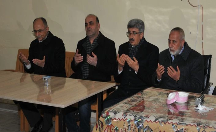 Van Valisi Bilmez ve Ak Parti Van Milletvekili Arvas’tan Kızılkaya ailesine başsağlığı ziyareti