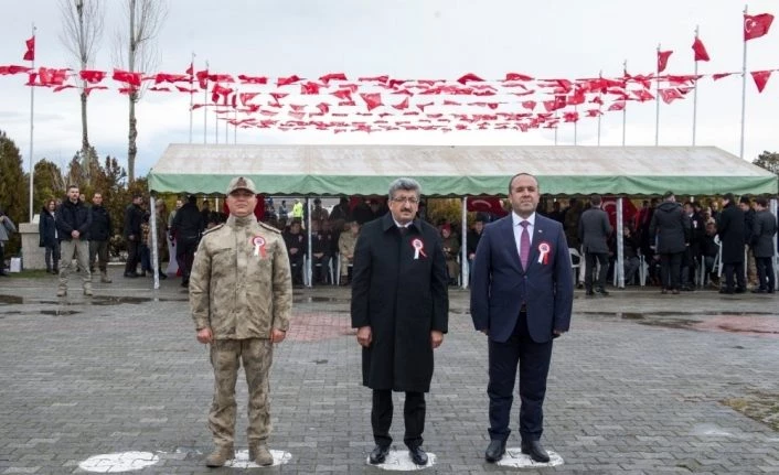 Van’da 18 Mart Şehitleri Anma Günü ve Çanakkale Deniz Zaferi’nin 105. yılı