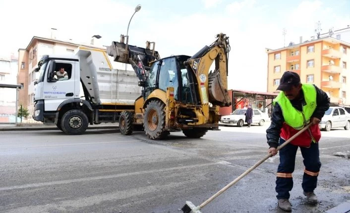 Yakutiye belediyesi bahar temizliğine başladı