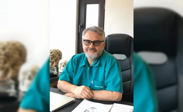 Yanak bölgesi çukurlarına dikkat