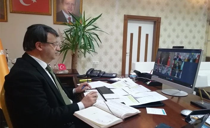 AK Parti Van İl Başkanı Türkmenoğlu’ndan Cumhurbaşkanı Erdoğan’a brifing