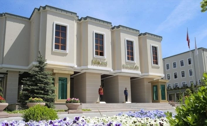 Asılsız ve provokatif koronavirüs paylaşımı yapan 402 kişi yakalandı