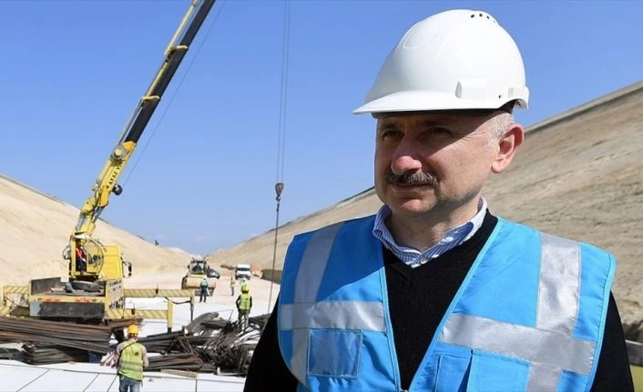 Bakan Karaismailoğlu: Halkalı-Kapıkule demir yolu hattı 2023