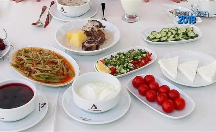 Diyabet hastalarına iftar ile sahur arasında ara öğün önerisi