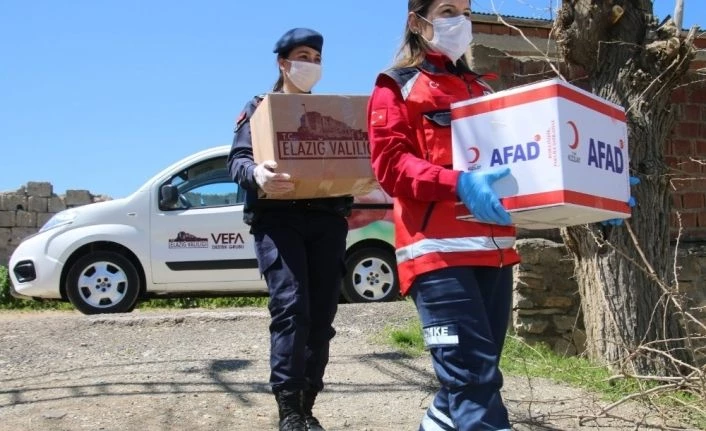 Elazığ’da Vefa Sosyal Destek Grubu 84 bin 423 aileye ulaştı
