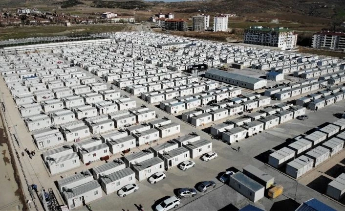 Elazığ’daki deprem nakdi yardım miktarı 70 milyona ulaştı