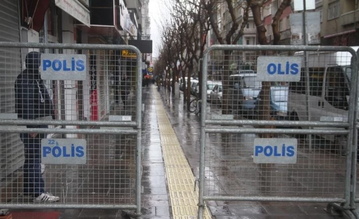 Elazığ’ın işlek caddelerinde Korona virüs önlemi arttırıldı
