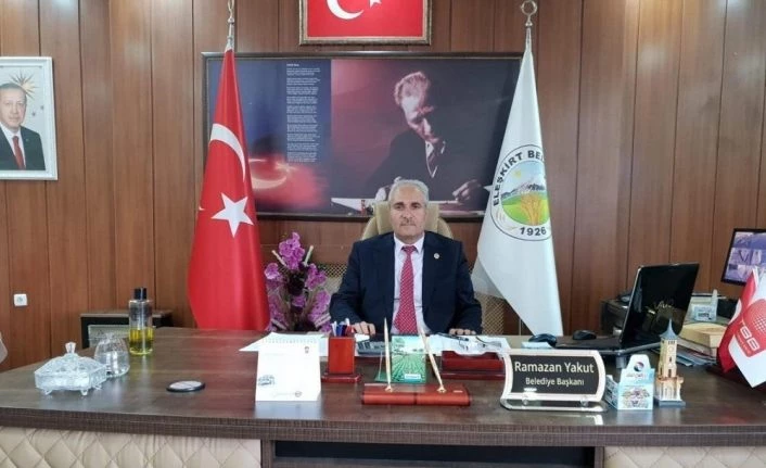 Eleşkirt Belediye Başkanından Milli Dayanışma Kampanyasına 1 maaşıyla destek verdi