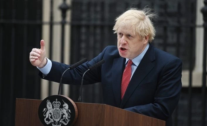 İngiltere Başbakanı Johnson Kovid-19 salgınında 
