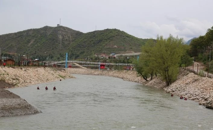 Kayıp Uzman Çavuş Güneş’i arama çalışmaları