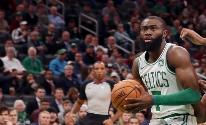 NBA oyuncusu Jaylen Brown
