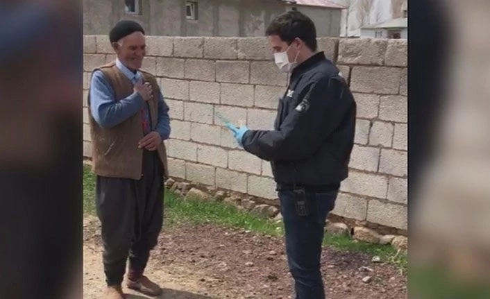 Nurettin amcadan ‘Biz Bize Yeteriz Türkiye’m’ kampanyasına destek