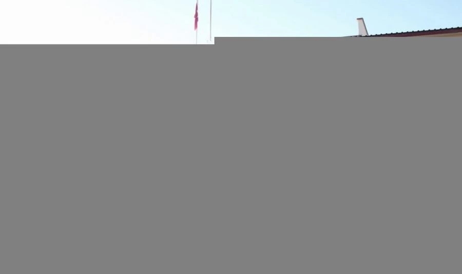 Okul özlemlerini kliple anlattılar