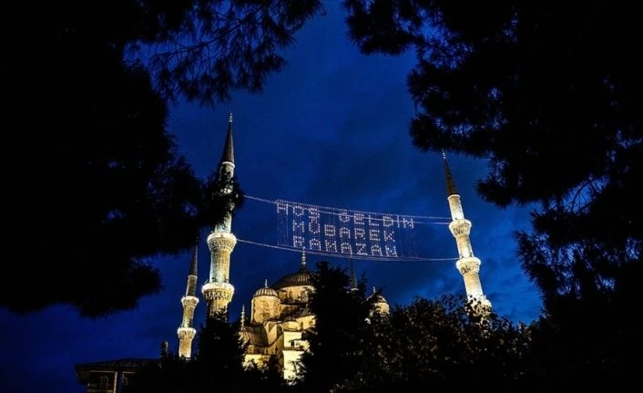 Ramazan hilali önce Afrika
