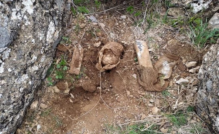Siirt kırsalında teröristlerin araziye tuzakladığı patlayıcı imha edildi