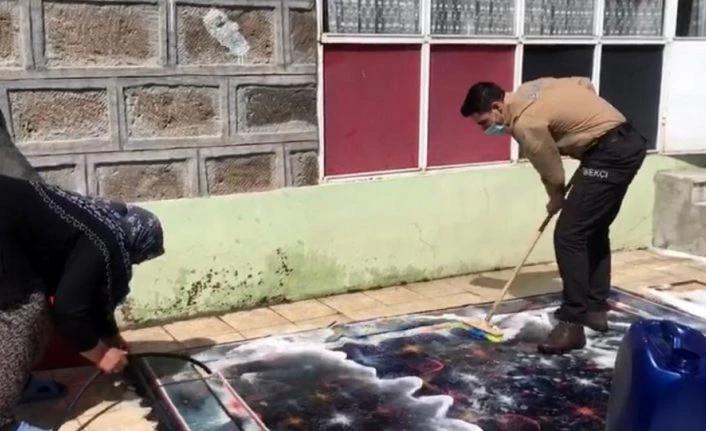Teyzenin yardımına bekçi koştu