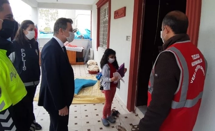 Tuzluca’da İlköğretim öğrencisi Mervenur’a doğum günü pastası sürprizi
