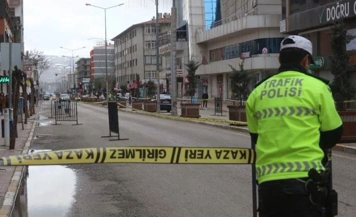 Van’ın işlek caddelerine park yasağı getirildi