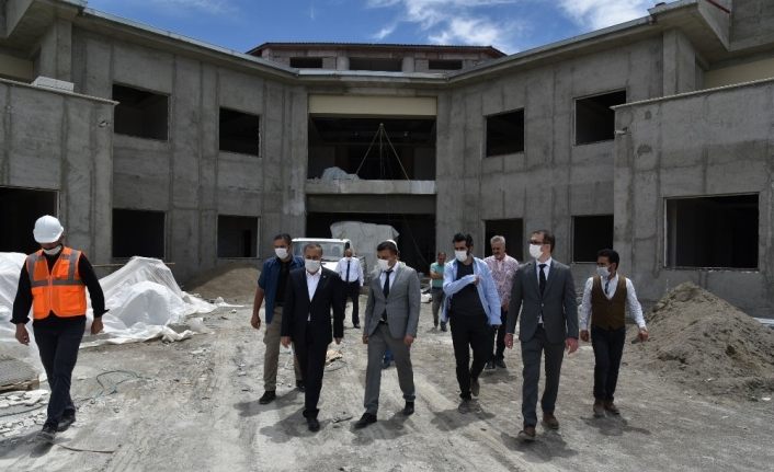 Van Tuşba'da AMATEM ve ÇEMATEM inşaatları devam ediyor