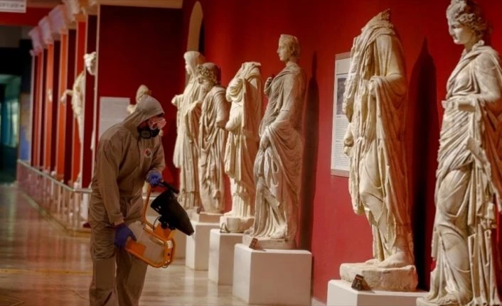 Antalya Müzesi açılış hazırlıklarında 