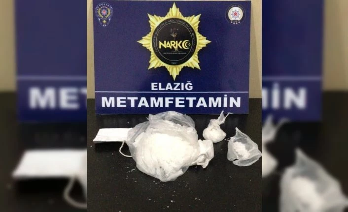Elazığ’da uyuşturucuyu atıp kaçmaya çalışan şüpheli tutuklandı