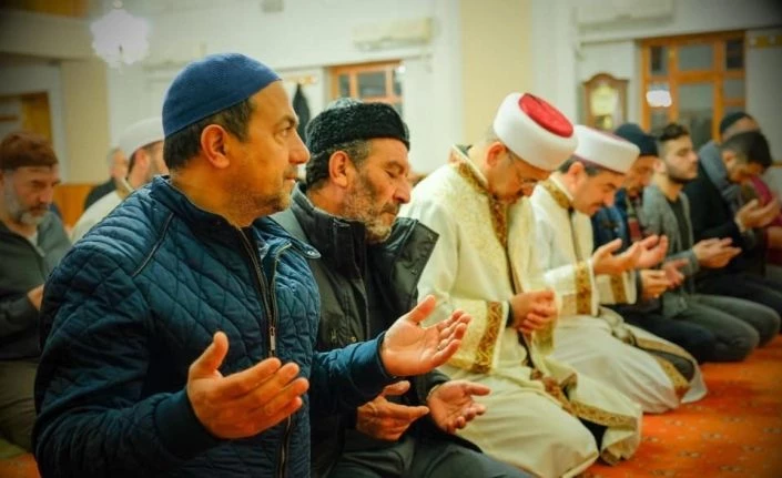 Erzincan’da cuma namazı kılınacak camiler belli oldu!