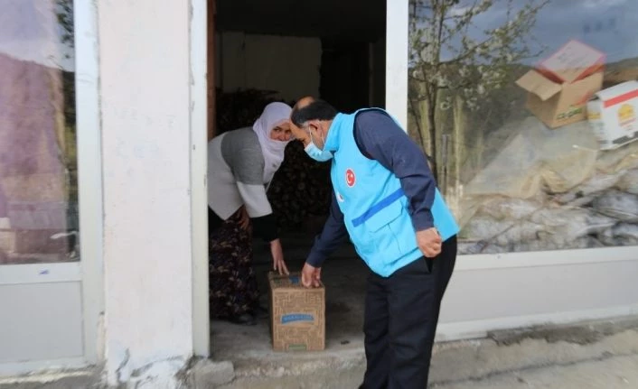 Hizan Müftülüğünden ihtiyaç sahibi 150 aileye yardım
