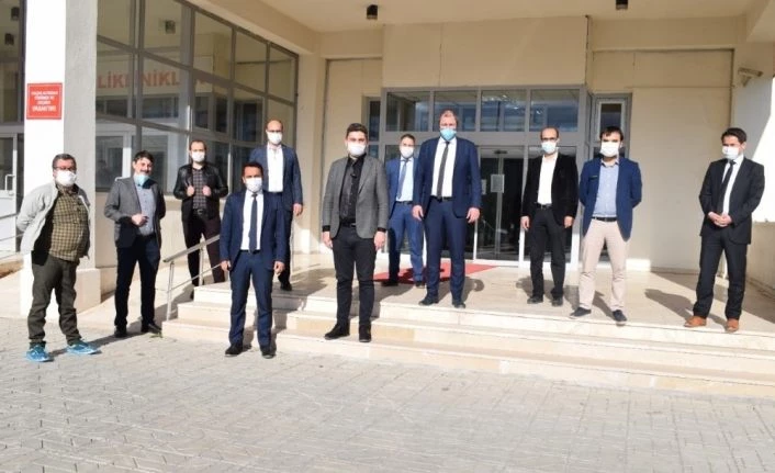 İl Sağlık Müdürü Kurnaz Ağrı’da açılan PCR laboratuvarını ziyaret etti